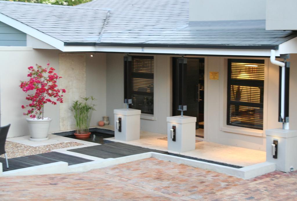 Keren'S Vine Guesthouse 斯泰伦博斯 外观 照片